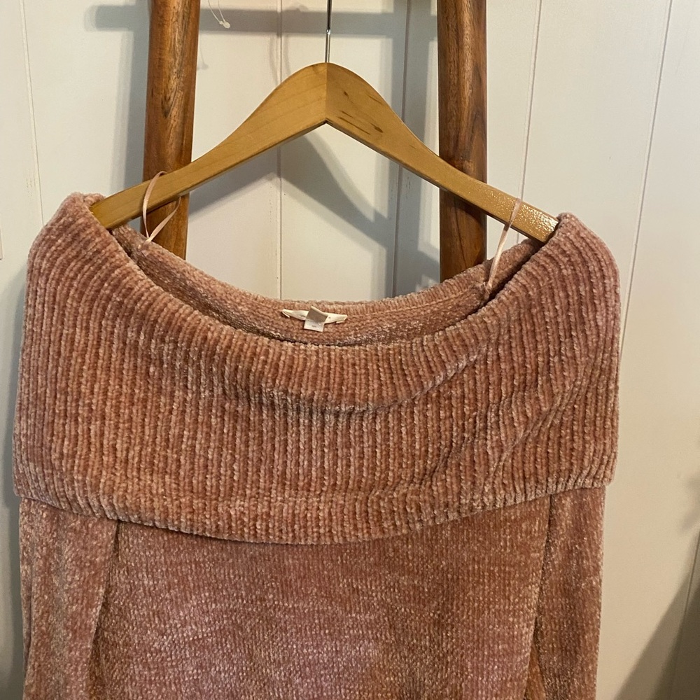 LC Lauren Conrad Off-Shoulder Sweater - Dusty Rose - Picture 4 of 5